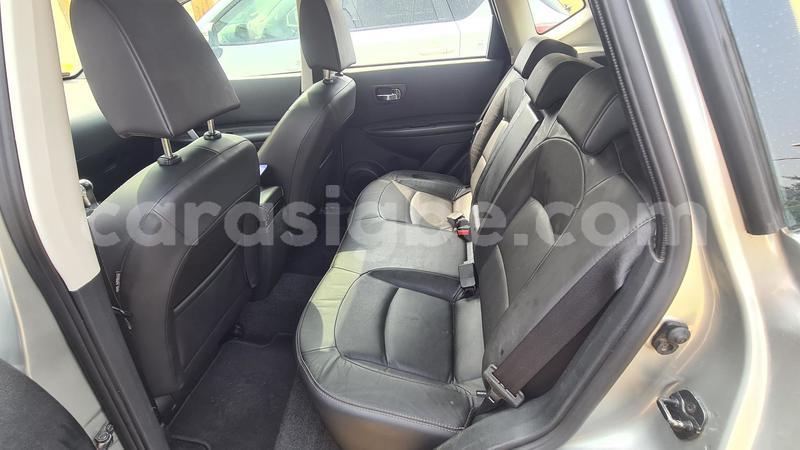 Big with watermark nissan qashqai west africa lome 10907