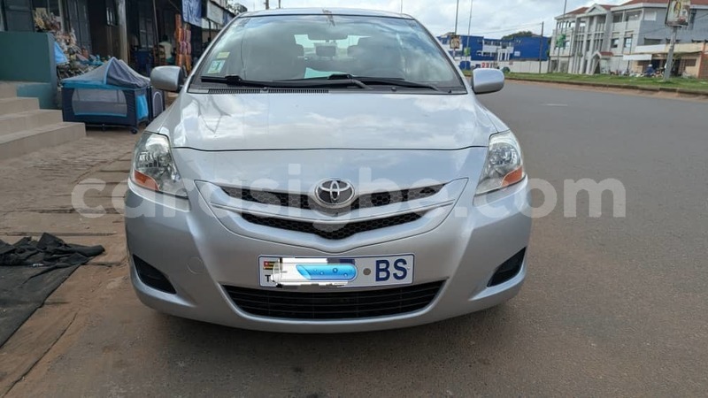Big with watermark toyota yaris west africa lome 10910
