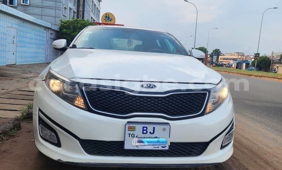 Buy Used Kia Optima White Car in Lome in Maritime Buy Used Kia Optima White Car in Lome in Maritime
