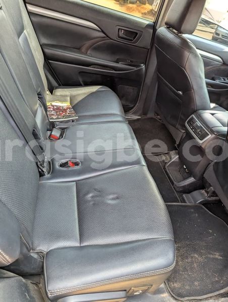 Big with watermark toyota highlander maritime lome 10914