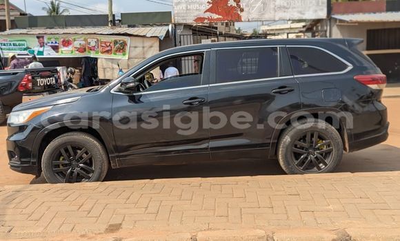 Acheter Occasion Voiture Toyota Highlander Noir à Lomé, Maritime Acheter Occasion Voiture Toyota Highlander Noir à Lomé, Maritime