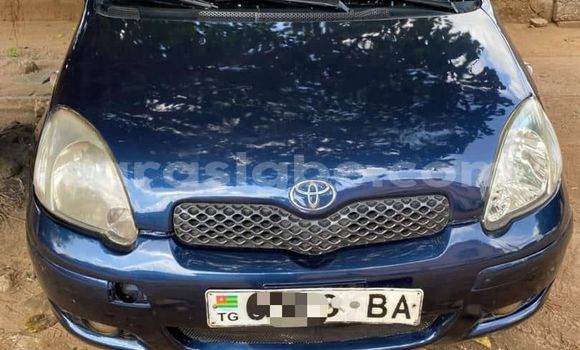 Buy Used Toyota Yaris Blue Car in Lome in Maritime Buy Used Toyota Yaris Blue Car in Lome in Maritime