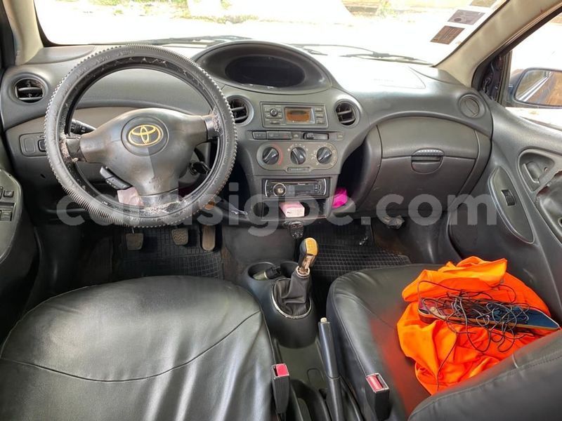 Big with watermark toyota yaris maritime lome 10922