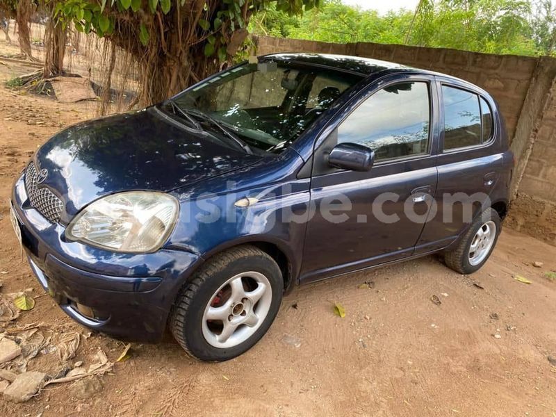 Big with watermark toyota yaris maritime lome 10922