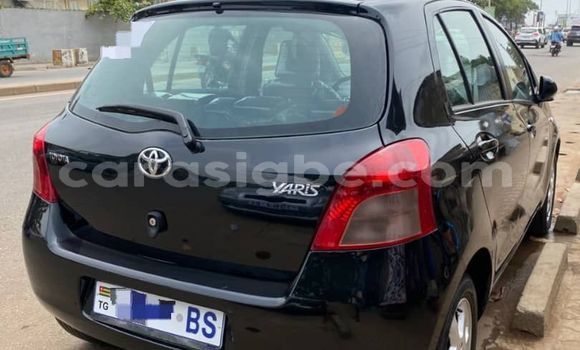 Acheter Occasion Voiture Toyota Yaris Noir à Lomé, Togo Acheter Occasion Voiture Toyota Yaris Noir à Lomé, Togo