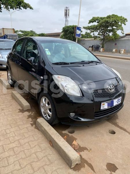 Big with watermark toyota yaris togo lome 10925