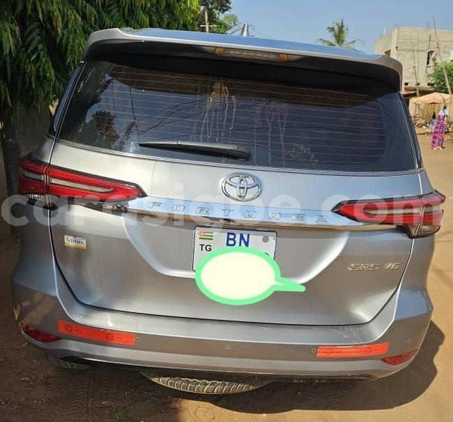 Big with watermark toyota fortuner maritime lome 10933