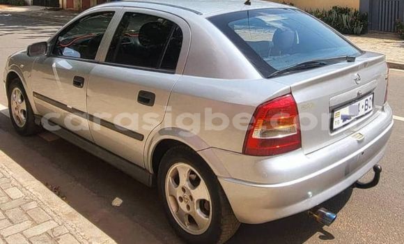 Buy Used Opel Astra Silver Car in Lome in West africa Buy Used Opel Astra Silver Car in Lome in West africa