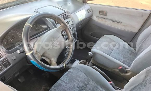 Buy Used Toyota Picnic Green Car in Lome in West africa Buy Used Toyota Picnic Green Car in Lome in West africa