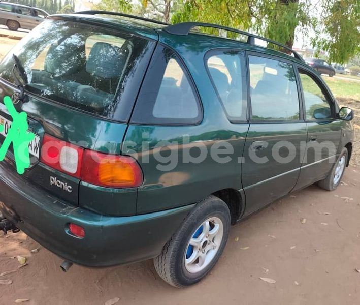 Big with watermark toyota picnic west africa lome 10935