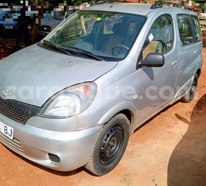 Big with watermark toyota yaris west africa lome 10937