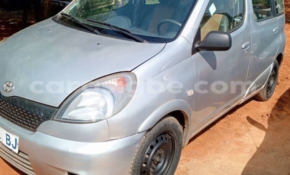 Acheter Occasion Voiture Toyota Yaris Gris à Lome, West africa
