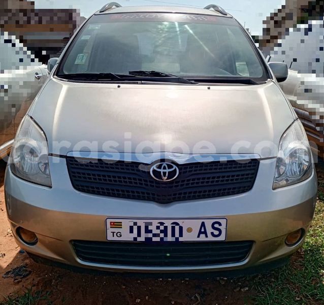 Big with watermark toyota verso west africa lome 10948