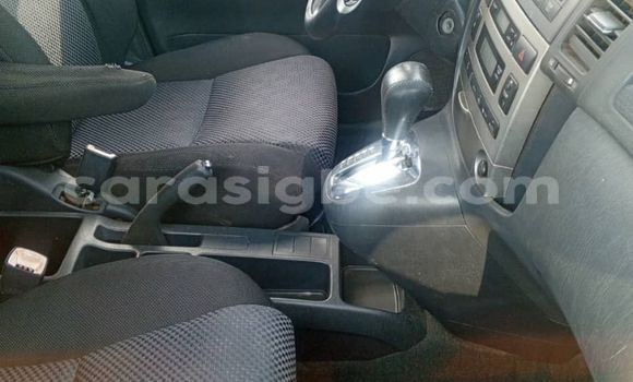 Acheter Occasion Voiture Toyota Verso Gris à Lome, West africa Acheter Occasion Voiture Toyota Verso Gris à Lome, West africa