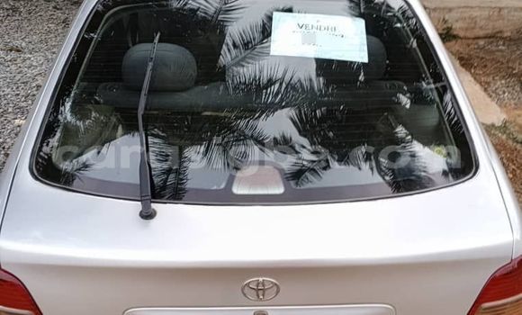 Acheter Occasion Voiture Toyota Avensis Gris à Lome, West africa Acheter Occasion Voiture Toyota Avensis Gris à Lome, West africa