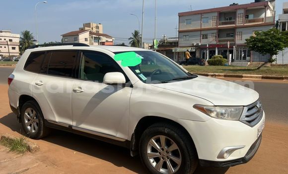 Acheter Occasion Voiture Toyota Highlander Blanc à Lomé, Maritime