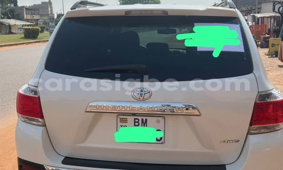 Acheter Occasion Voiture Toyota Highlander Blanc à Lomé, Maritime Acheter Occasion Voiture Toyota Highlander Blanc à Lomé, Maritime