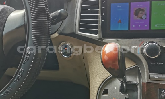 Acheter Occasion Voiture Toyota Venza Noir à Lome, West africa Acheter Occasion Voiture Toyota Venza Noir à Lome, West africa