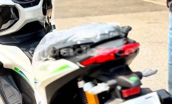 Acheter Neuf Moto Apsonic AP 170 Z–one Blanc à Lomé, Maritime Acheter Neuf Moto Apsonic AP 170 Z–one Blanc à Lomé, Maritime