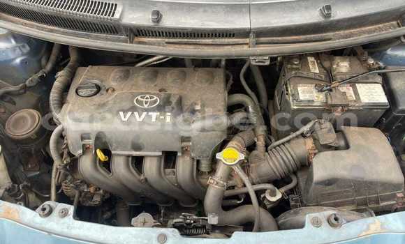 Buy Used Toyota Yaris Blue Car in Lome in Togo Buy Used Toyota Yaris Blue Car in Lome in Togo