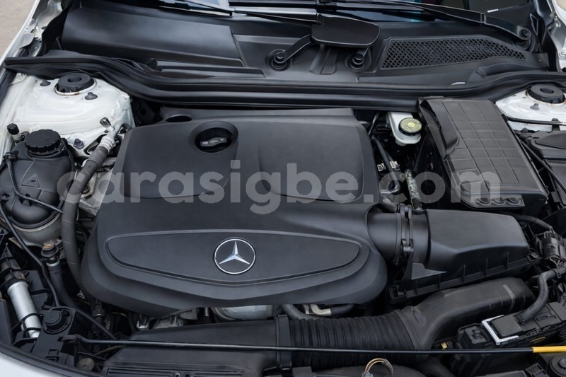 Big with watermark mercedes benz c classe west africa lome 10996