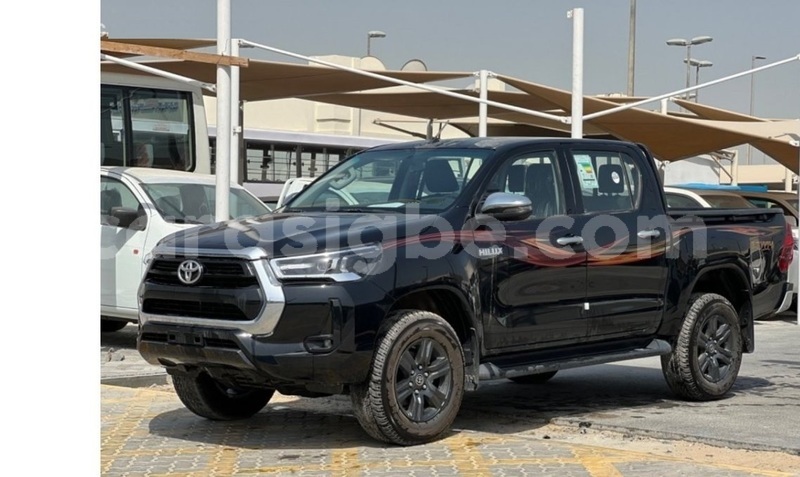Big with watermark toyota hilux maritime lome 11000