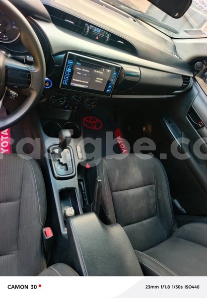 Big with watermark toyota hilux maritime lome 11009