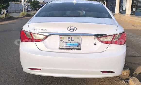 Buy Used Hyundai Sonata White Car in Lome in Maritime Buy Used Hyundai Sonata White Car in Lome in Maritime