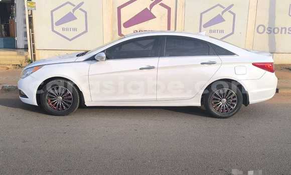 Buy Used Hyundai Sonata White Car in Lome in Maritime Buy Used Hyundai Sonata White Car in Lome in Maritime