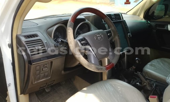 Buy New Toyota Prado White Car in Lome in Maritime Buy New Toyota Prado White Car in Lome in Maritime