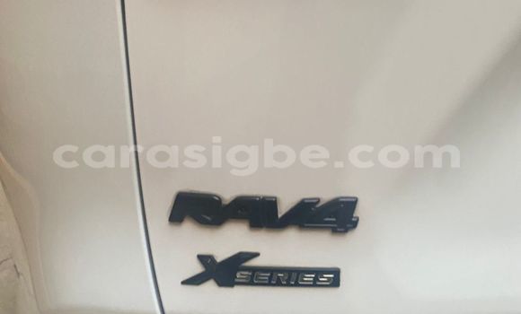 Buy New Toyota RAV4 White Car in Lome in Maritime Buy New Toyota RAV4 White Car in Lome in Maritime