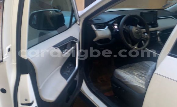 Buy New Toyota RAV4 White Car in Lome in Maritime Buy New Toyota RAV4 White Car in Lome in Maritime