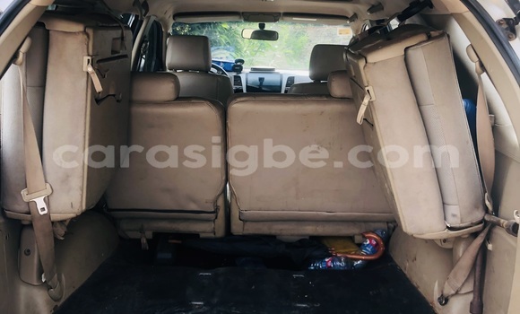 Acheter Occasion Voiture Toyota Fortuner Gris à Lomé, Maritime Acheter Occasion Voiture Toyota Fortuner Gris à Lomé, Maritime