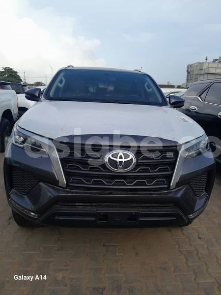 Big with watermark toyota fortuner togo lome 11053