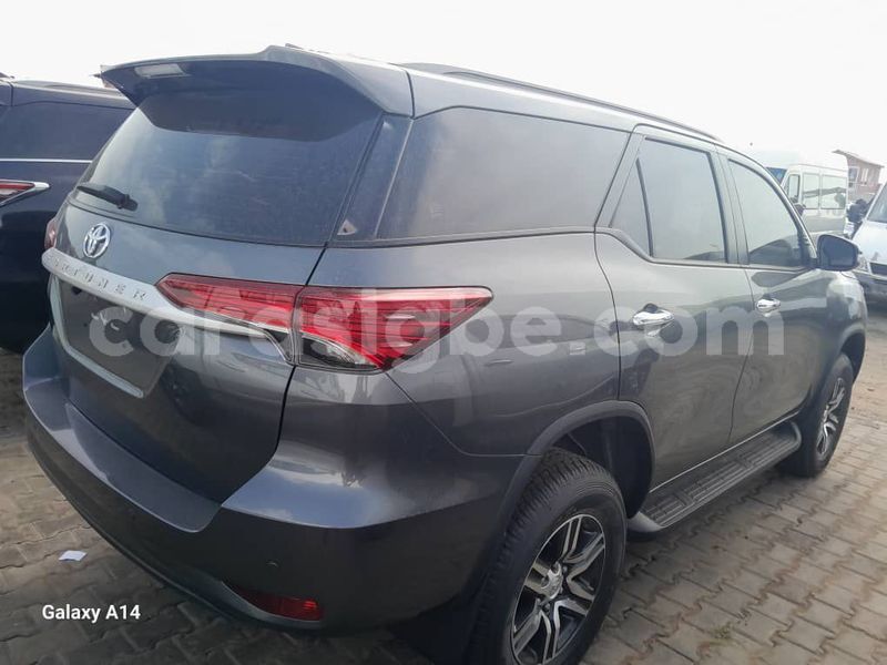 Big with watermark toyota fortuner togo lome 11053