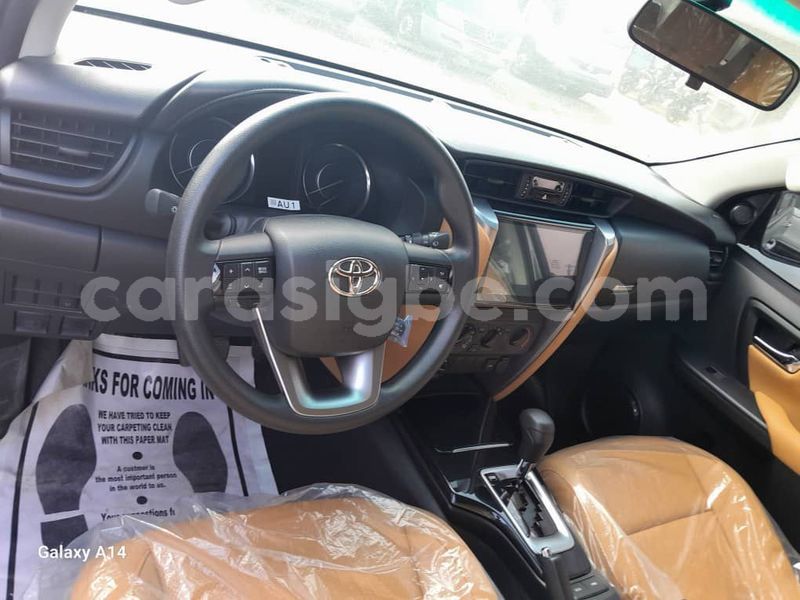 Big with watermark toyota fortuner togo lome 11053