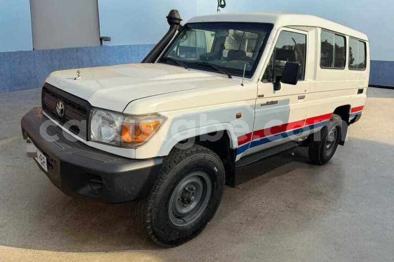 Big with watermark toyota land cruiser togo lome 11056