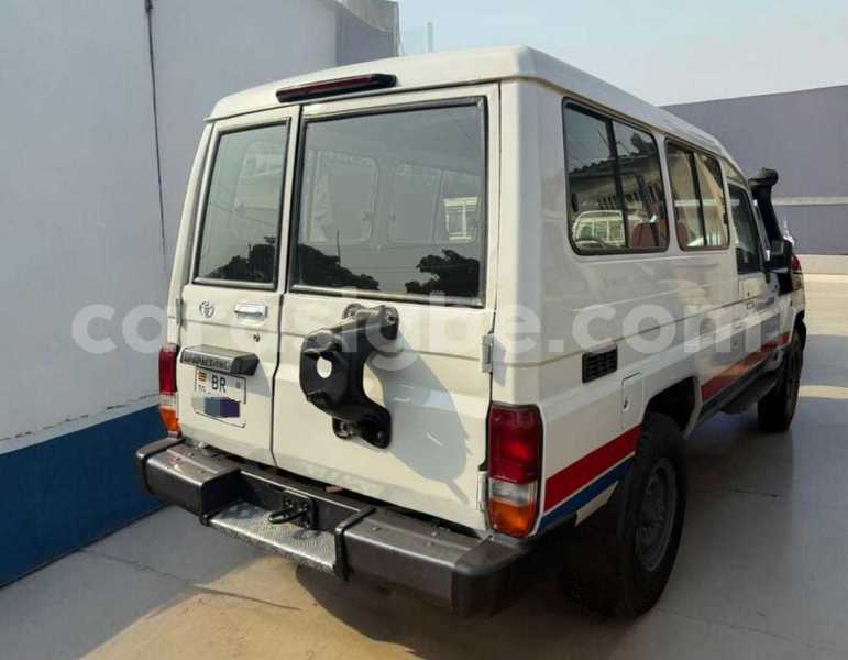 Big with watermark toyota land cruiser togo lome 11056