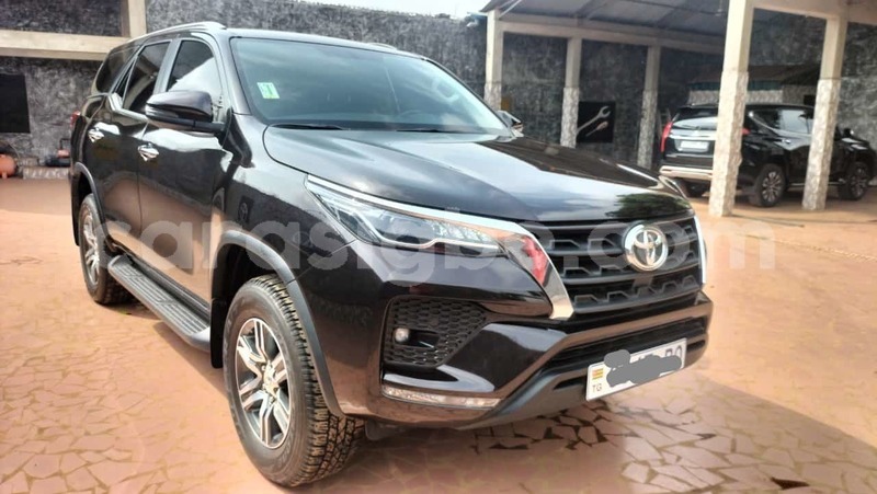 Big with watermark toyota fortuner west africa lome 11057