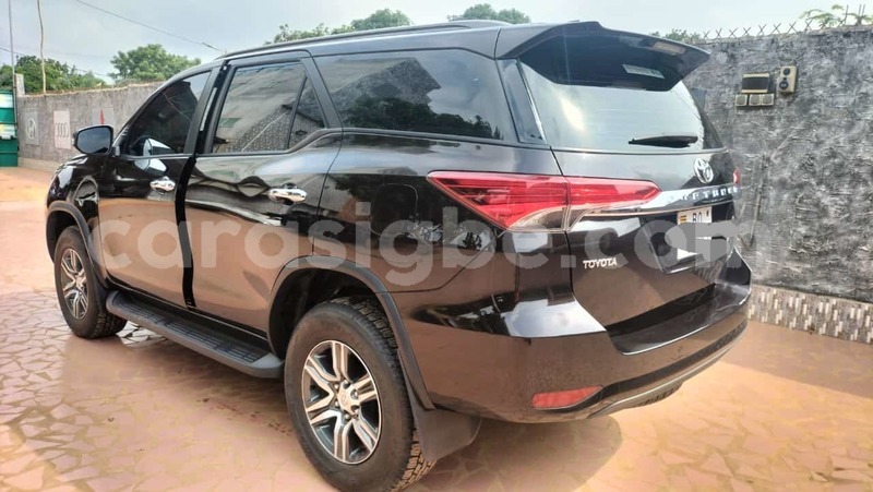 Big with watermark toyota fortuner west africa lome 11057