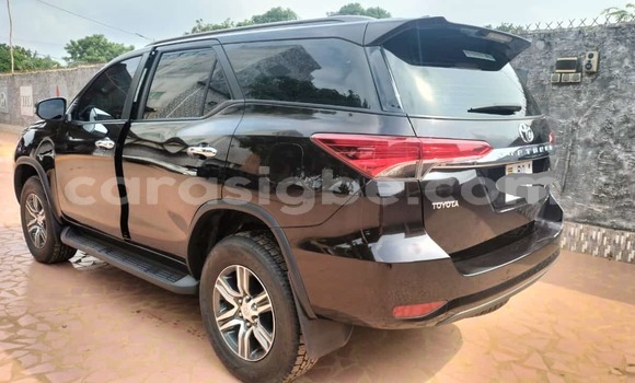 Acheter Neuf Voiture Toyota Fortuner Autre à Lome, West africa Acheter Neuf Voiture Toyota Fortuner Autre à Lome, West africa