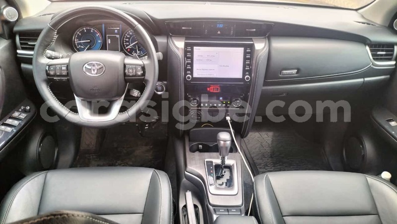 Big with watermark toyota fortuner west africa lome 11057