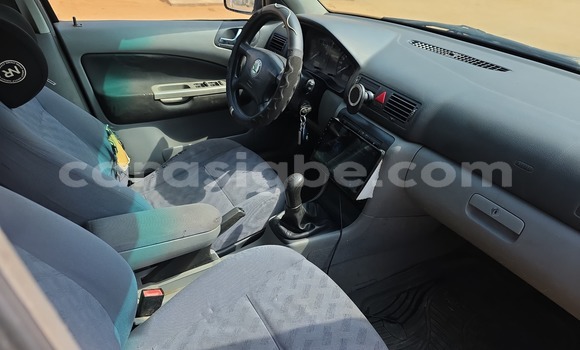 Acheter Occasion Voiture Skoda Octavia Noir à Lome, West africa Acheter Occasion Voiture Skoda Octavia Noir à Lome, West africa