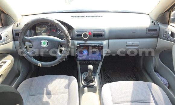 Acheter Occasion Voiture Skoda Octavia Noir à Lome, West africa Acheter Occasion Voiture Skoda Octavia Noir à Lome, West africa