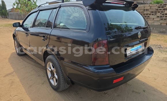 Acheter Occasion Voiture Skoda Octavia Noir à Lome, West africa Acheter Occasion Voiture Skoda Octavia Noir à Lome, West africa