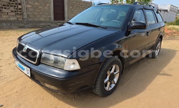 Acheter Occasion Voiture Skoda Octavia Noir à Lome, West africa Acheter Occasion Voiture Skoda Octavia Noir à Lome, West africa