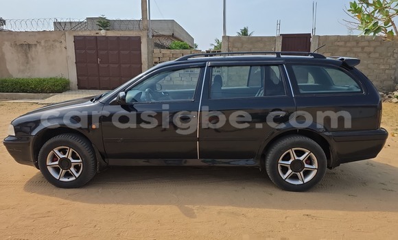 Acheter Occasion Voiture Skoda Octavia Noir à Lome, West africa Acheter Occasion Voiture Skoda Octavia Noir à Lome, West africa