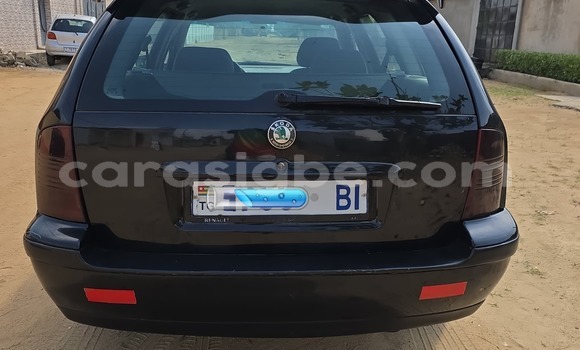 Acheter Occasion Voiture Skoda Octavia Noir à Lome, West africa Acheter Occasion Voiture Skoda Octavia Noir à Lome, West africa