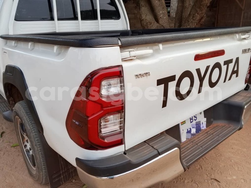 Big with watermark toyota hilux togo lome 11065