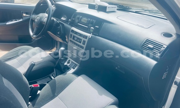 Acheter Occasion Voiture Toyota Corolla Beige à Lomé, Togo